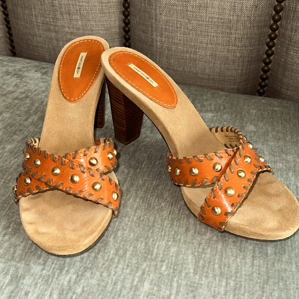 Maxstudio Orange Leather Criss-cross Sandals, size 7 EUC